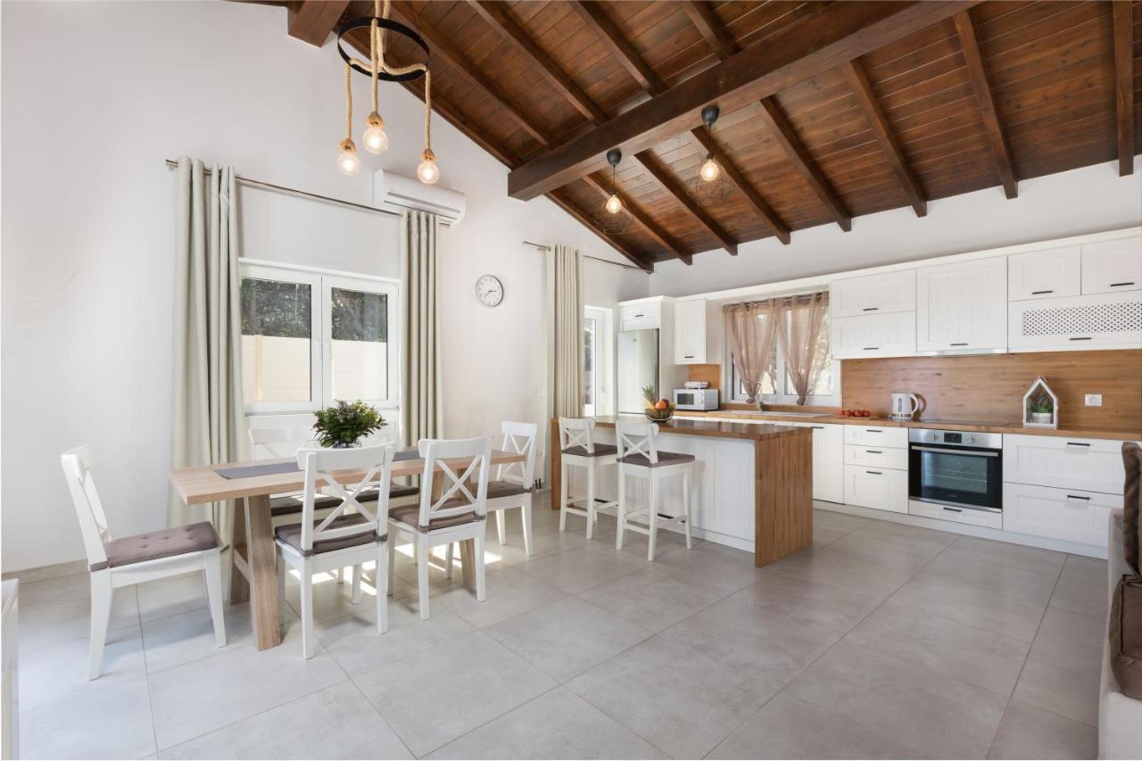 Halikounas Villa Alonaki Bay מראה חיצוני תמונה