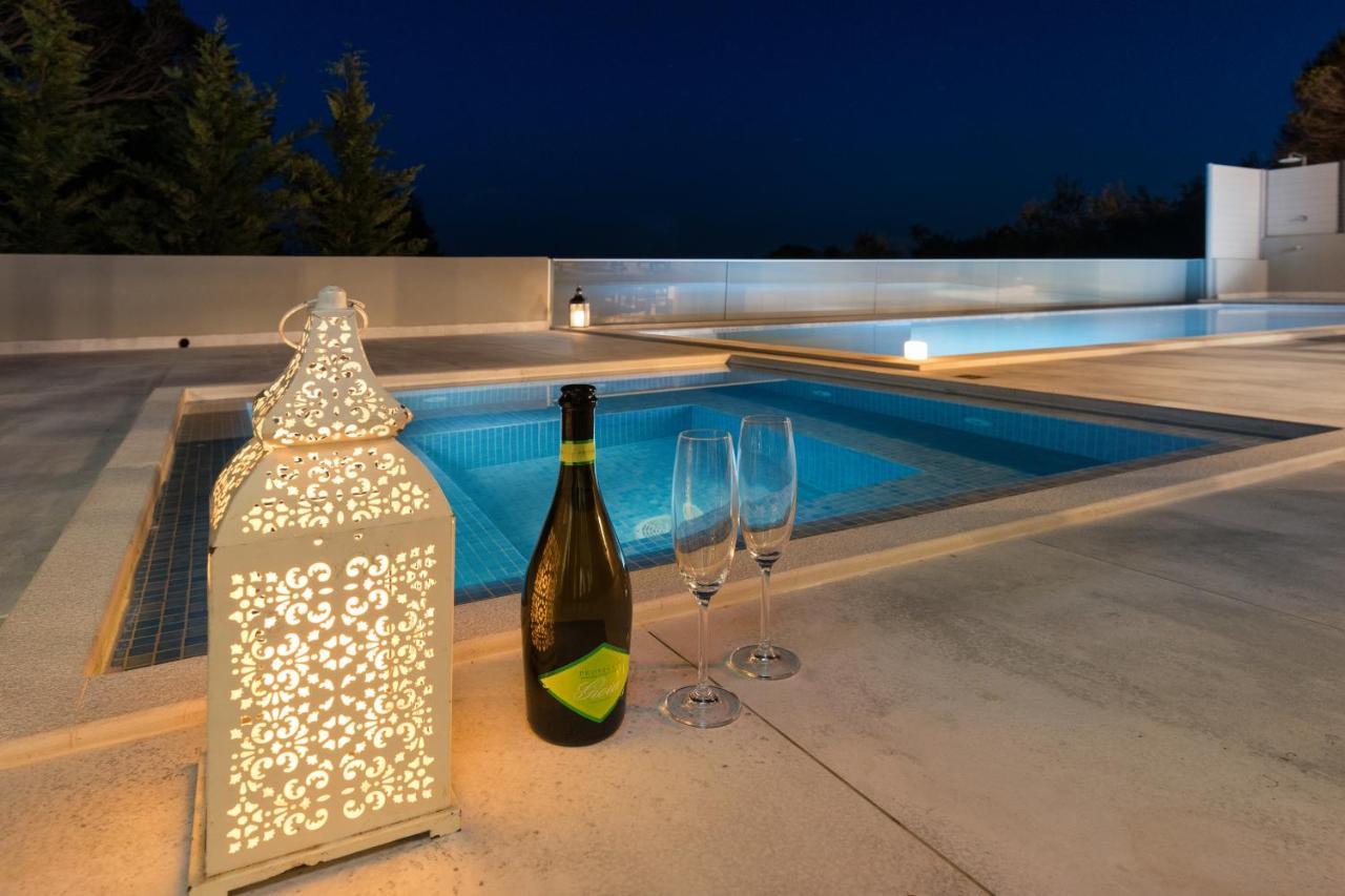 Halikounas Villa Alonaki Bay מראה חיצוני תמונה